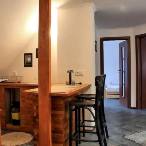 Apartament 7-osobowy na piętrze z aneksem kuchennym z 3 pomieszczeniami sypialnianymi