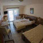 Upstairs 1-Room Balcony Apartment for 3 Persons