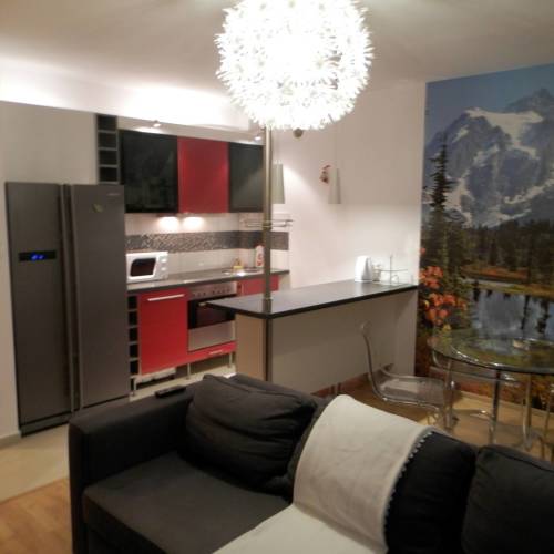 Apartament 6-osobowy Deluxe Family z 3 pomieszczeniami sypialnianymi