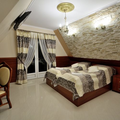 Pokój 5-osobowy Standard Plus z widokiem na góry