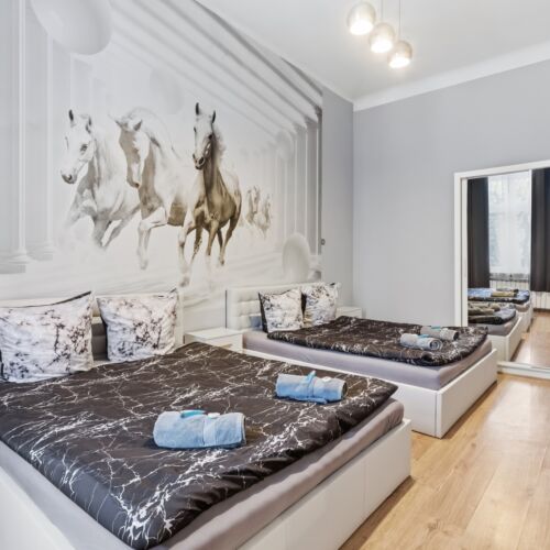 Apartament 4-osobowy Queen Przyjazny podróżom rodzinnym z 2 pomieszczeniami sypialnianymi