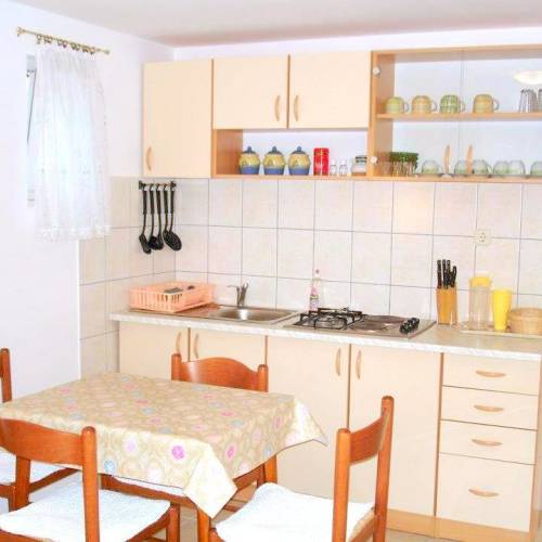 Apartament a cu 2 camere pentru 3 pers. (se poate solicita pat suplimentar)