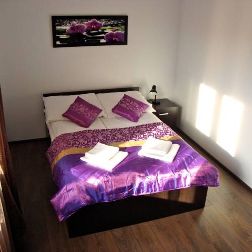 Apartament cu terasă cu bucătărie proprie cu 2 camere pentru 5 pers.