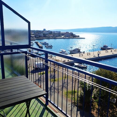 Pogled na more Tourist sa francuskim krevetom soba