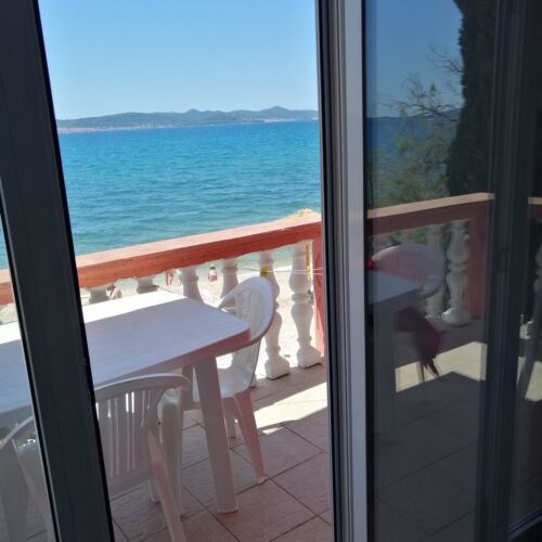 Pogled na more Klimatiziran apartman za 5 osoba(e) sa 2 spavaće(om) sobe(om)