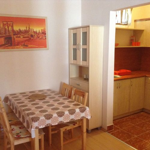 Apartament familial(a) cu vedere spre curte cu 1 camera pentru 4 pers.