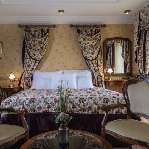 Rezydencja pokój 4-osobowy Superior z wanną z 2 pomieszczeniami sypialnianymi