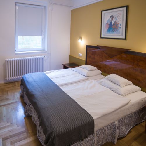 Standard Upstairs Twin Room