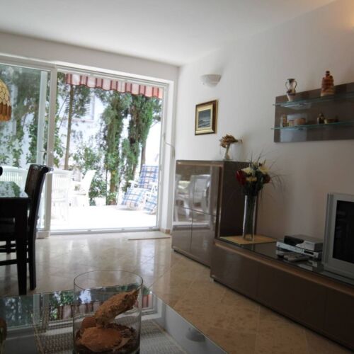 Apartament 4-osobowy z 2 pomieszczeniami sypialnianymi (możliwa dostawka)