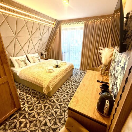 Camera dubla deluxe cu cadă