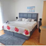 Apartament 9-osobowy Komfort z widokiem na morze z 3 pomieszczeniami sypialnianymi