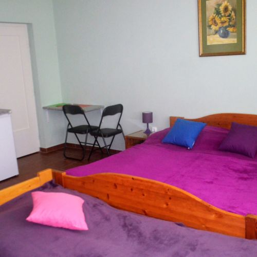 Studio Doppelzimmer mit Balkon (Zusatzbett möglich)