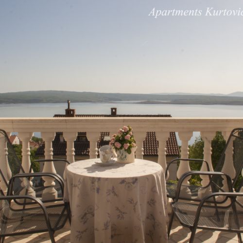 Pogled na more Balkon apartman za 4 osoba(e) sa 2 spavaće(om) sobe(om)