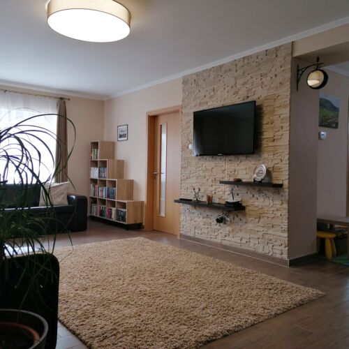 Apartament familial(ă) întreaga unitate cu 4 camere pentru 8 pers.