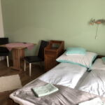 1-Room Apartment for 3 Persons ensuite with Kitchenette