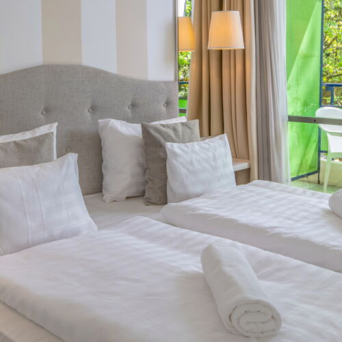 Modern Twin Room