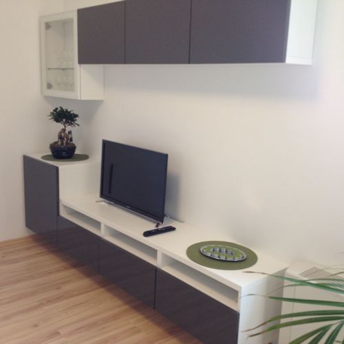 Apartament gold cu vedere spre grădină cu 2 camere pentru 4 pers.