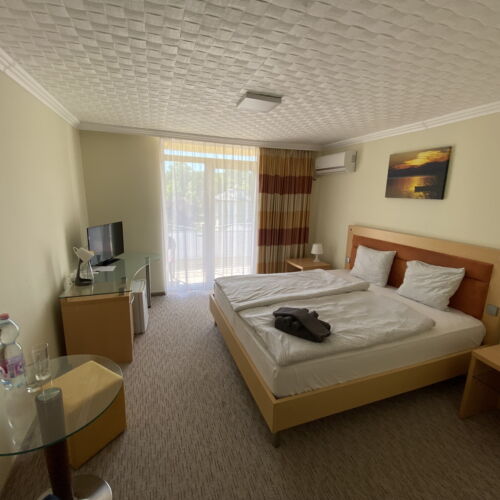 Standard Garden View Twin Room