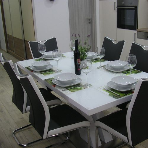 Apartament family c cu 2 camere pentru 4 pers. (se poate solicita pat suplimentar)