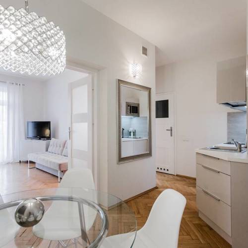 Garden View 2-Room Air Conditioned Apartment for 6 Persons