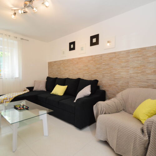 Domek całoroczny 4-osobowy cały dom z klimatyzacją