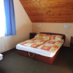 Standard Upstairs 1-Room Apartment for 2 Persons (extra bed available)