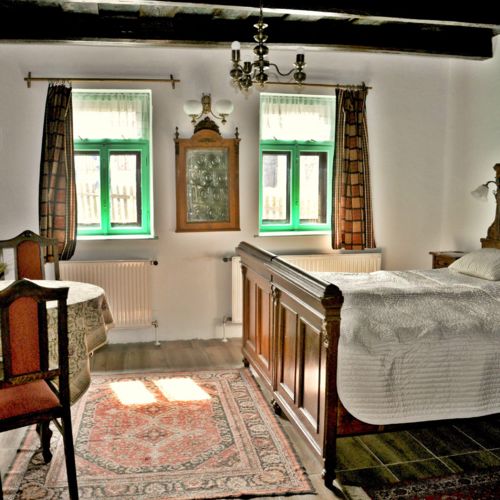 Ground Floor 2-Room Family Apartment for 4 Persons (extra bed available)