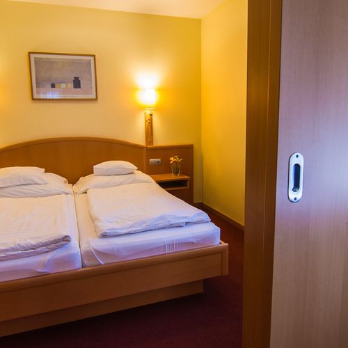 Suita familial(a) cu 2 camere pentru 4 pers.