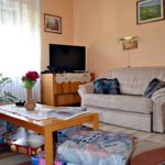 Whole House Family Apartment for 5 Persons (extra beds available)