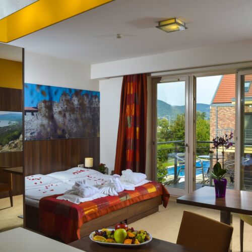 Camera twin superior cu balcon