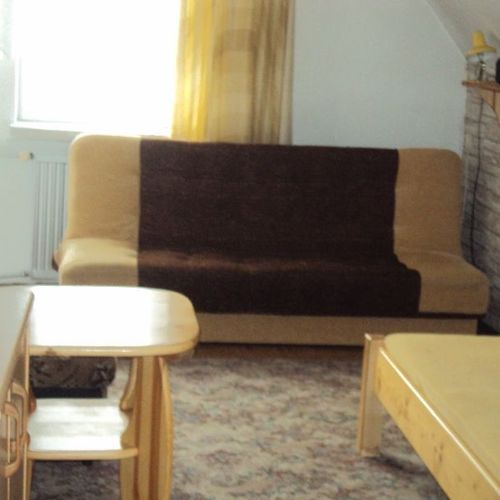 Camera tripla classic cu vedere spre munte