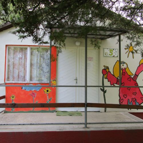 Fürdőszobás 7 fős faház 