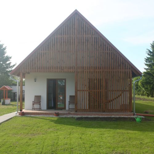 Apartament familial(ă) cu terasă pentru 5 pers. (se inchirieaza doar integral)