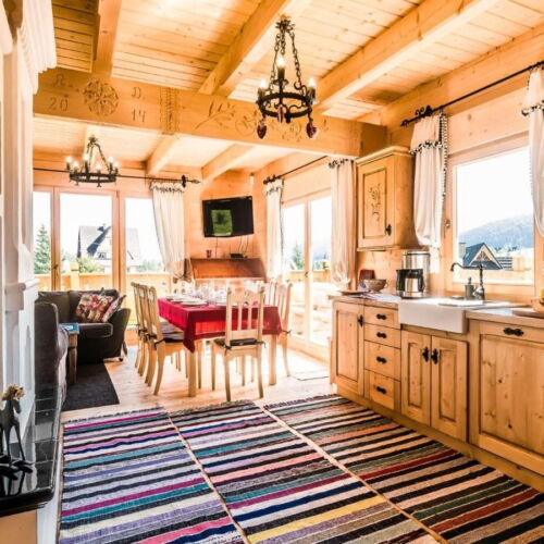 Apartament 8-osobowy cały dom z widokiem na góry z 4 pomieszczeniami sypialnianymi