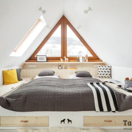 Apartman s balkónem pro 4 os. s 1 ložnicí na poschodí