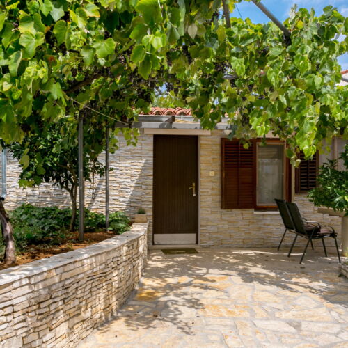 Tourist Bungalow for 4 Persons with Terrace