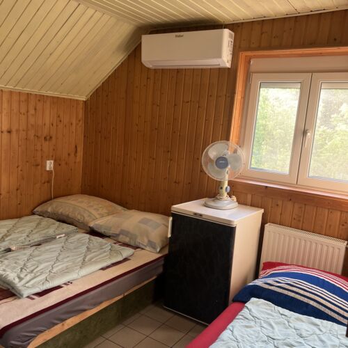 Pokoj s koupelnou pro 3 os. na poschodí