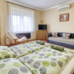 Classic 2-Room Family Apartment for 8 Persons