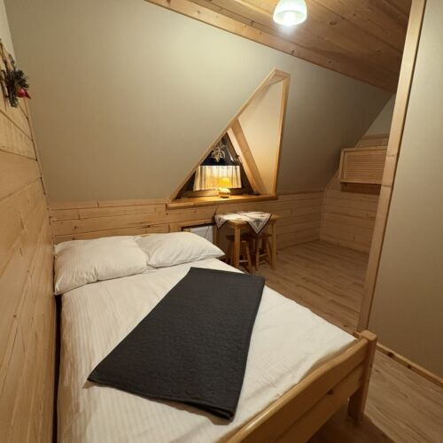 Pokój 2-osobowy na piętrze z widokiem na góry