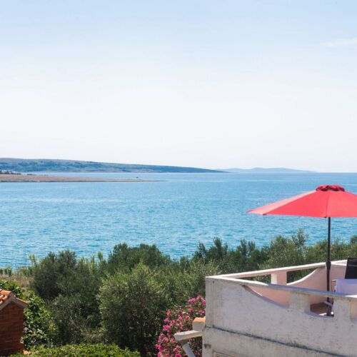 1-Room Apartment for 4 Persons