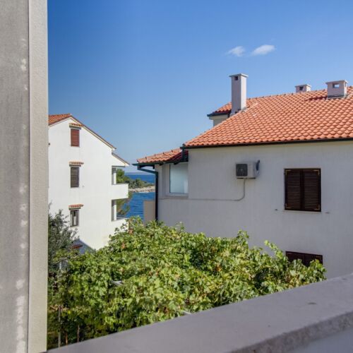 Apartament 8-osobowy z klimatyzacją z widokiem na morze z 3 pomieszczeniami sypialnianymi