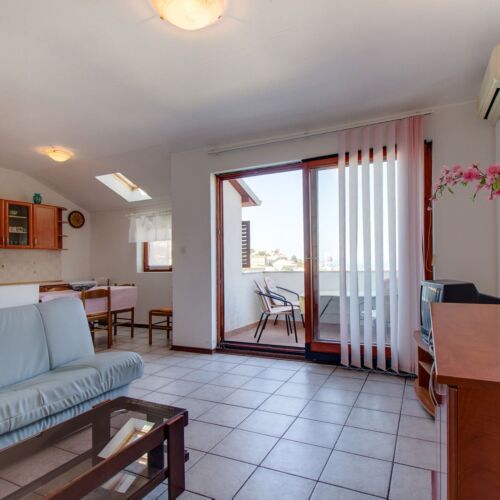 Apartament 5-osobowy z klimatyzacją z widokiem na morze z 3 pomieszczeniami sypialnianymi