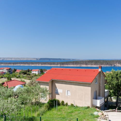 Casă de vacanță cu aer condiționat cu vedere spre mare pentru 5 pers. (se inchirieaza doar integral)