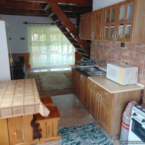 Casă de vară familial(ă) întreaga unitate pentru 7 pers. (se inchirieaza doar integral)