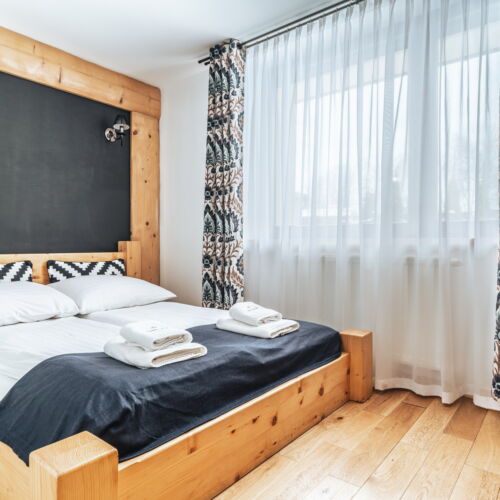 Premier Apartman pro 4 os. se 2 ložnicemi s výhledem do zahrady