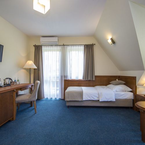 Pokoj s klimatizací  pro 2 os. (s možností přistýlky)