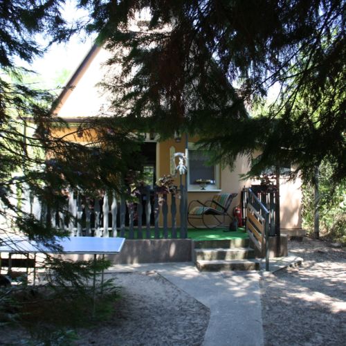 Family Summer House for 6 Persons