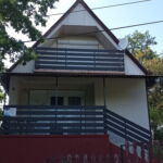 Balcony Air Conditioned Summer House for 6 Persons