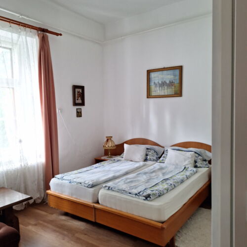 Quadruple Room ensuite with Shared Kitchenette