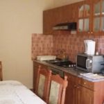 Air Conditioned Farmhouse for 6 Persons with Kitchen